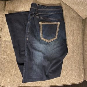 Maurices Straight Leg Jean Size 13/14 Short